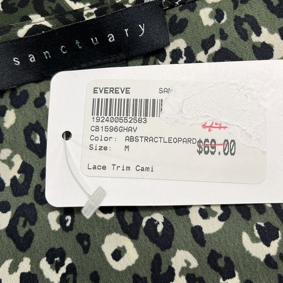 Evereve Sanctuary NWT Green Abstract Leopard Print Lace Trim Cami Size Medium - Picture 11 of 12